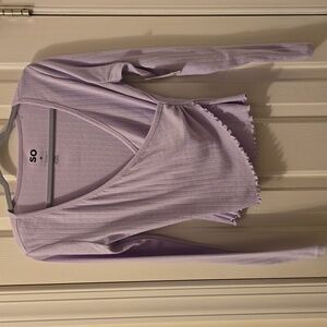 SO BRAND WOMENS JUNIOR SIZE LIGHT PURPLE LONG SLEEVES WRAP TOP SIZE MEDIUM